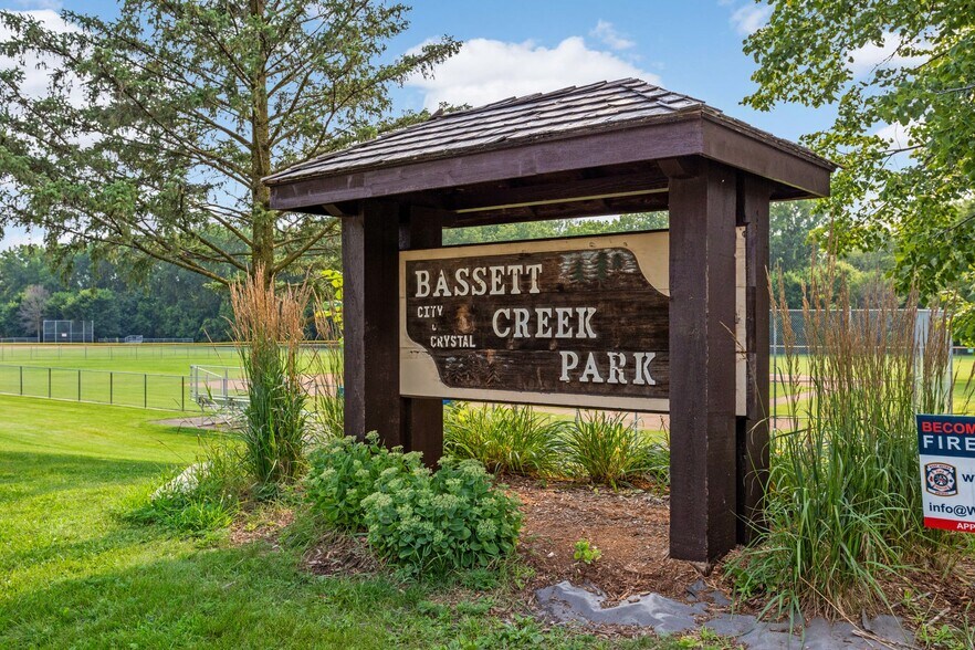 Building Photo - 3744 Perry Ave N