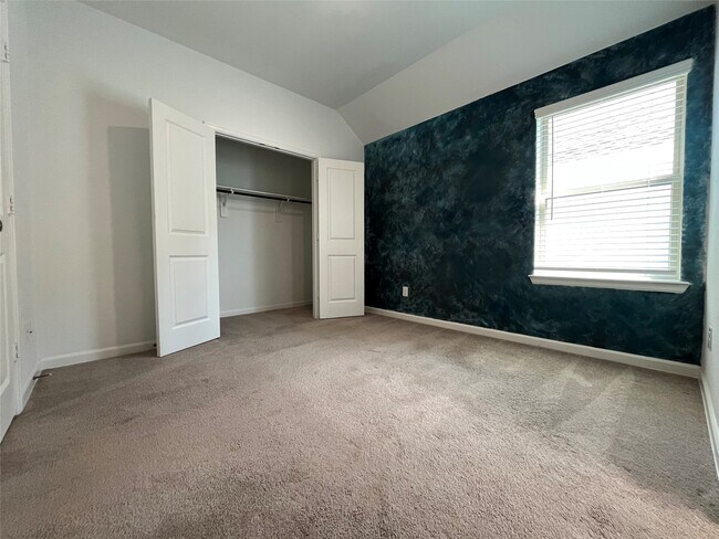 Building Photo - 10646 Cabot Trl