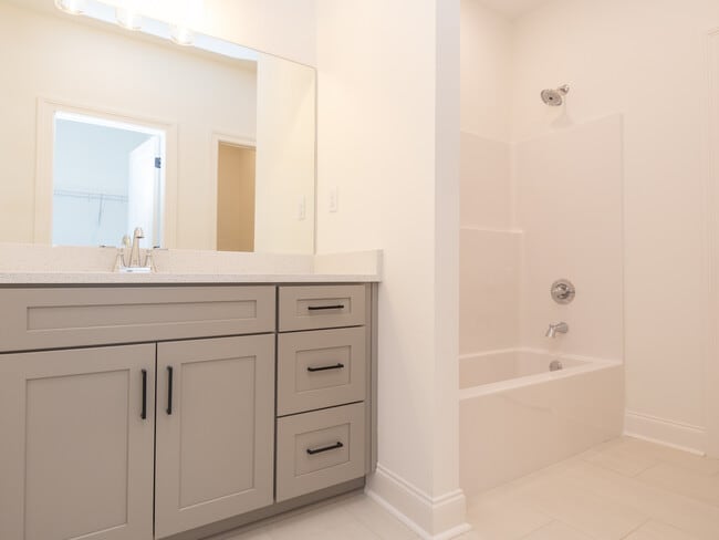 Building Photo - 3504 Fenwick Wy