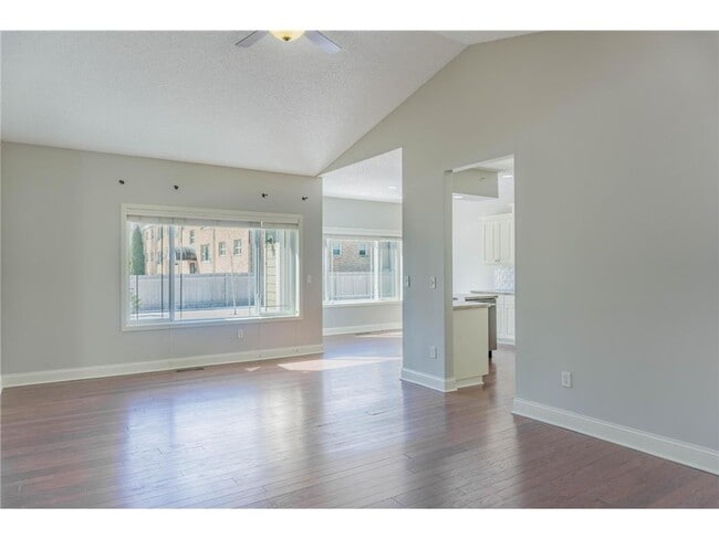 Building Photo - 1464 Ravoux Ln