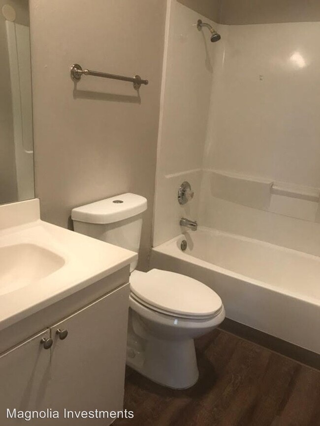 Building Photo - 1 br, 1 bath Apartment - 437 Jamacha Road