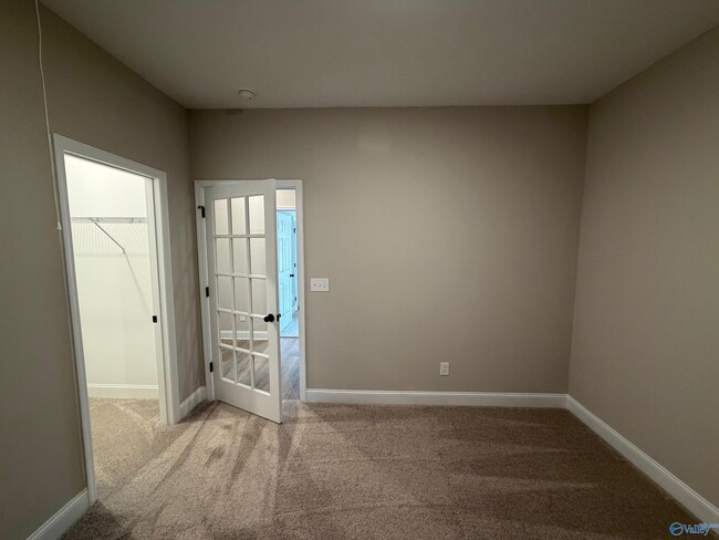 Building Photo - 433 Lando Cain Rd