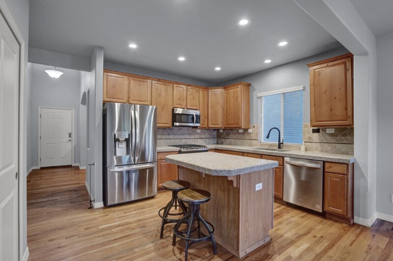 Building Photo - 10614 Rhinestone Dr