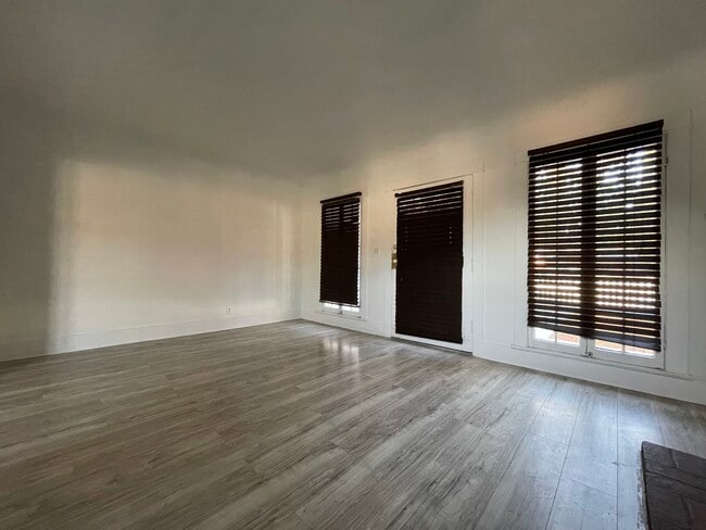 Building Photo - 3346 La Clede Ave