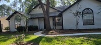 Building Photo - 3 Bedroom/2 Bath Home in Cherry Tree