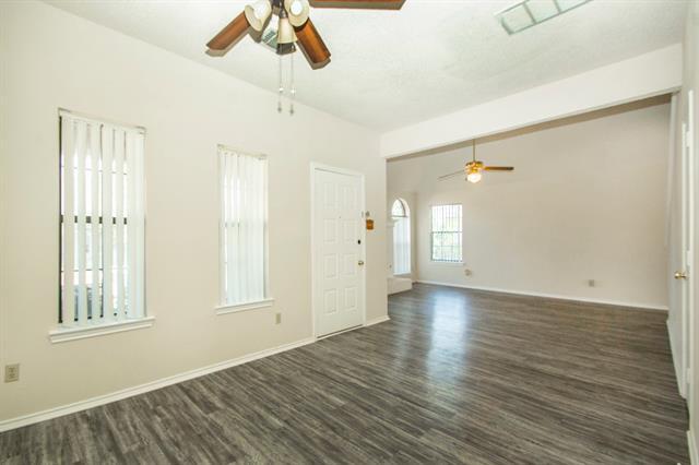 Building Photo - 8406 Americas Cup