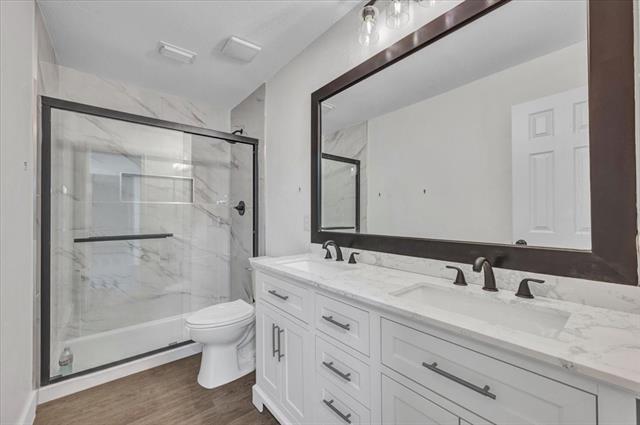 Building Photo - 3500 San Patricio Dr