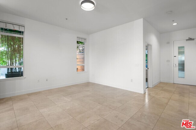 Building Photo - 12920 W Runway Rd