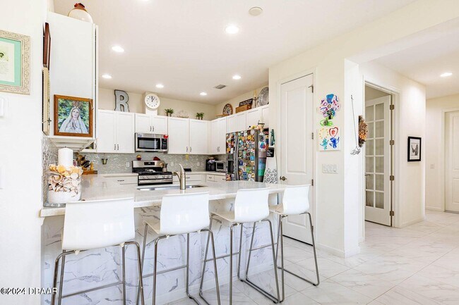Building Photo - 270 Coral Reef Way