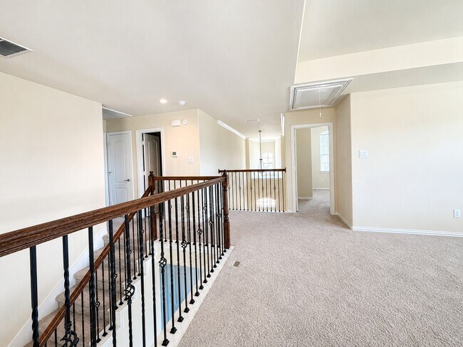 Building Photo - 9734 Willowmoor Lane