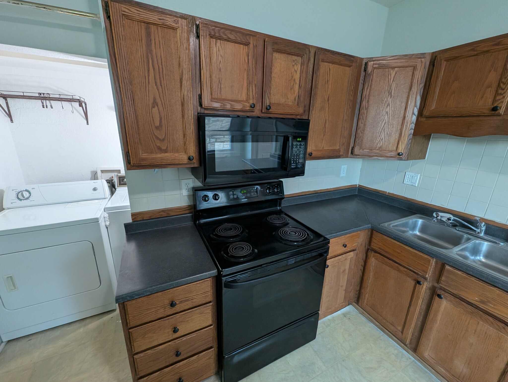 13' x 11' Kitchen - 3404 Baltimore Ave