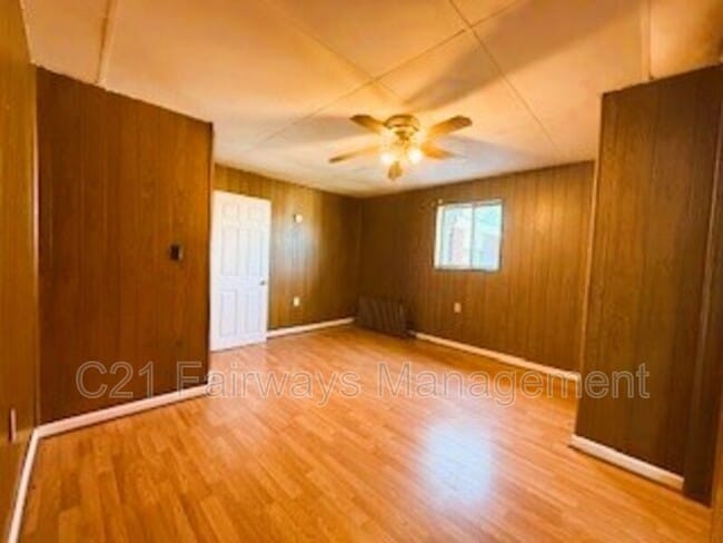 Building Photo - 620 Carothers Ave