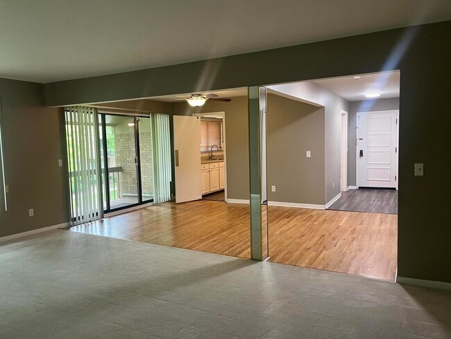 Building Photo - 22350 Lucerne Dr