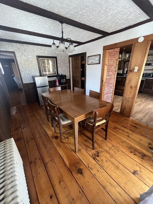 Building Photo - 11 Maple Ave