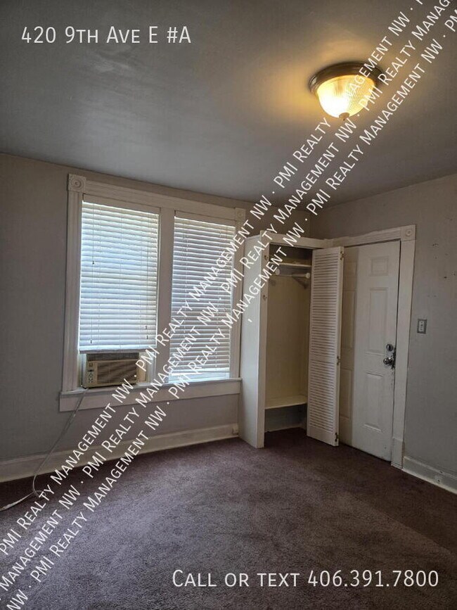 Building Photo - 420 9th Ave E N