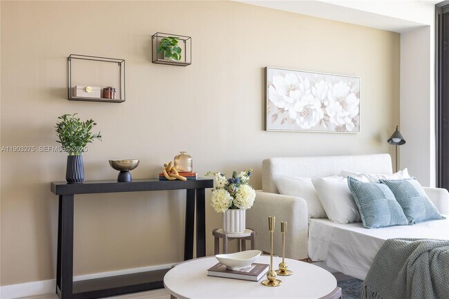 Building Photo - 580 72nd St