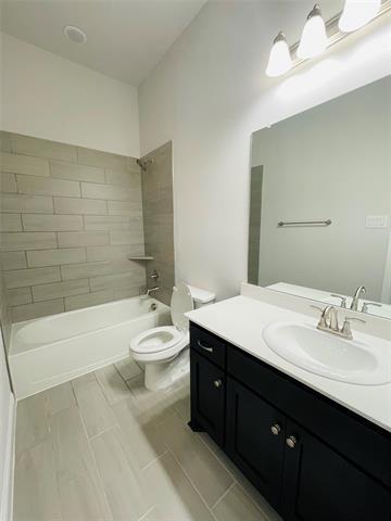 Building Photo - 513 Redbud Dr