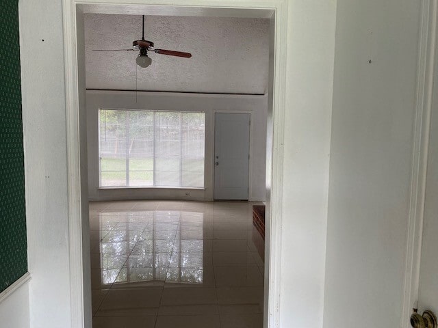 Building Photo - 11610 Pine Knoll