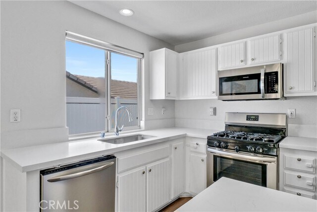 Building Photo - 13385 Knollwood Dr