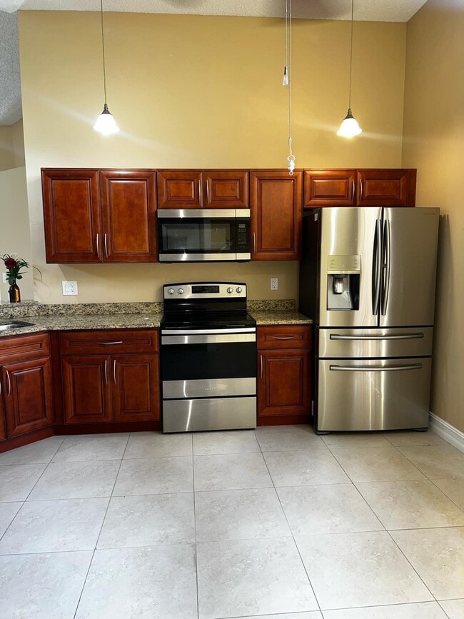Building Photo - 8362 Dynasty Dr