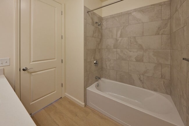 Building Photo - 3 Bedroom / 2 Bathroom – New Build for Lease in Anuhea at Kehalani (Pet Friendly!)