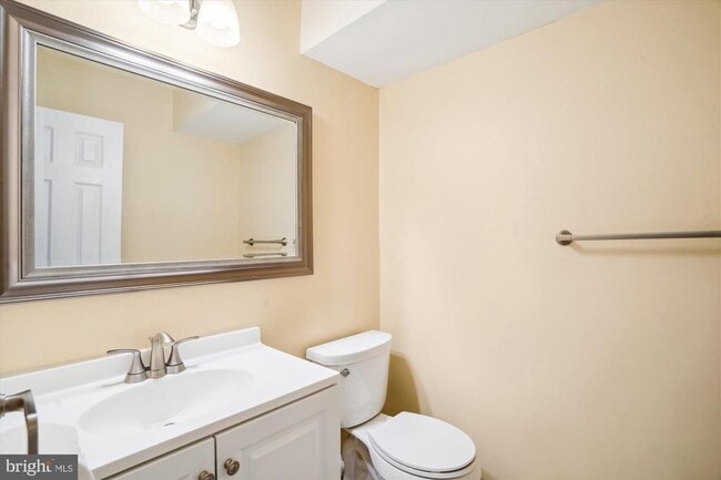 Building Photo - 2970 Schubert Dr