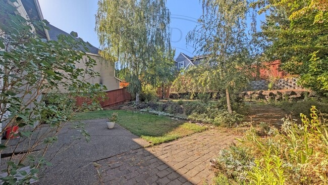Building Photo - 4572 NW 175th Pl