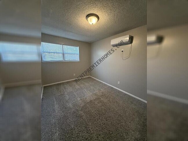 Building Photo - 8404 Shelley Dr