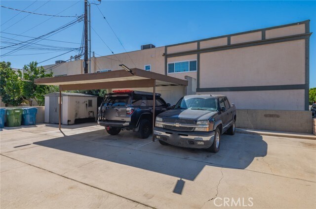 Building Photo - 515 N 1st St