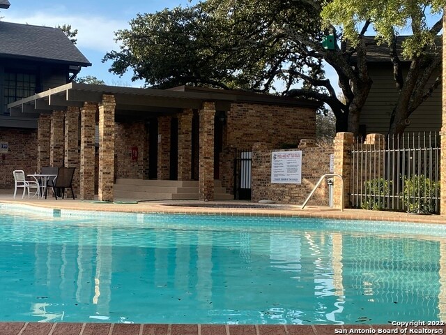 Building Photo - 11815 Vance Jackson Rd