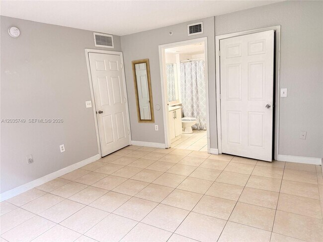 Building Photo - 15410 SW 284th St