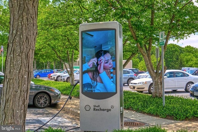 Building Photo - 1565 Church Hill Pl