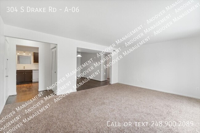 Building Photo - 304 S Drake Rd