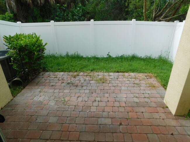 Building Photo - 9626 SW Purple Martin Way