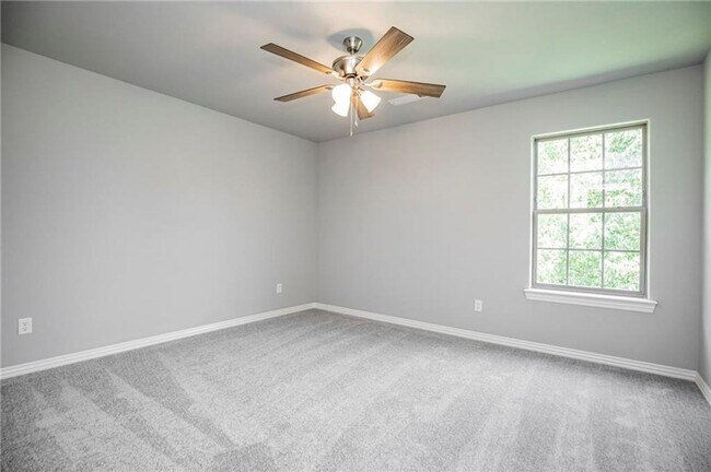 Building Photo - ***1903-B Azlin Place***