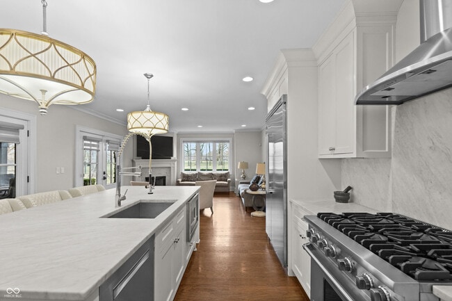 Building Photo - 1210 Golden Hill Dr