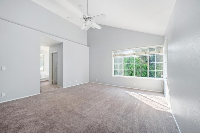 Building Photo - 945 Finnell Way