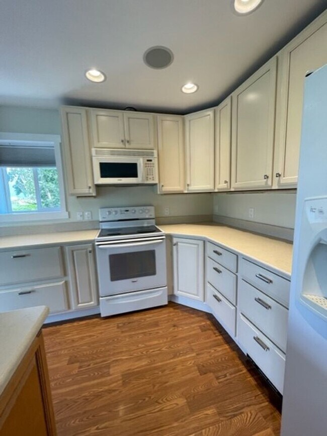 Beautiful Country Townhome! 126 Back Acrs Wy Kalispell MT 59901