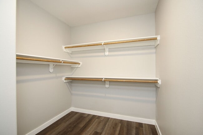 Building Photo - 5709 Breland St