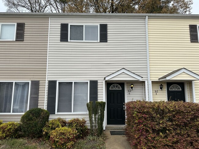 Primary Photo - Townhouse in Newport News