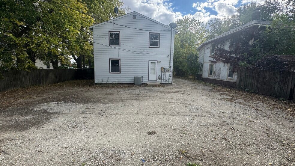 Building Photo - 204 Avondale Ave