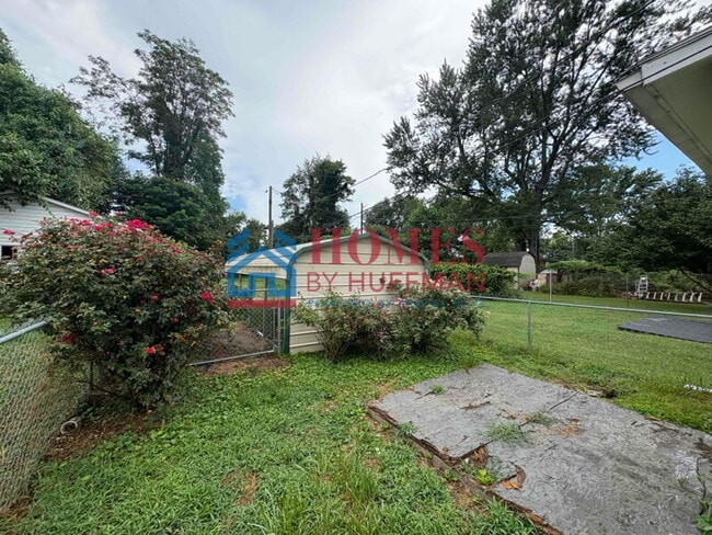Building Photo - Westside | Two Bedroom House | Move in Ready