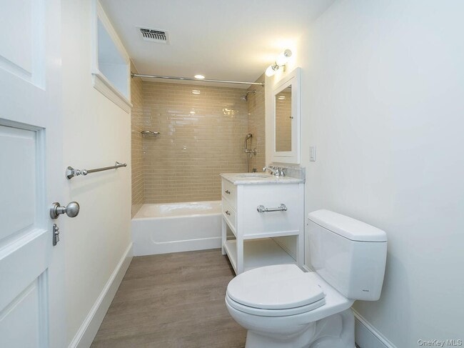 Building Photo - 29 Birch St