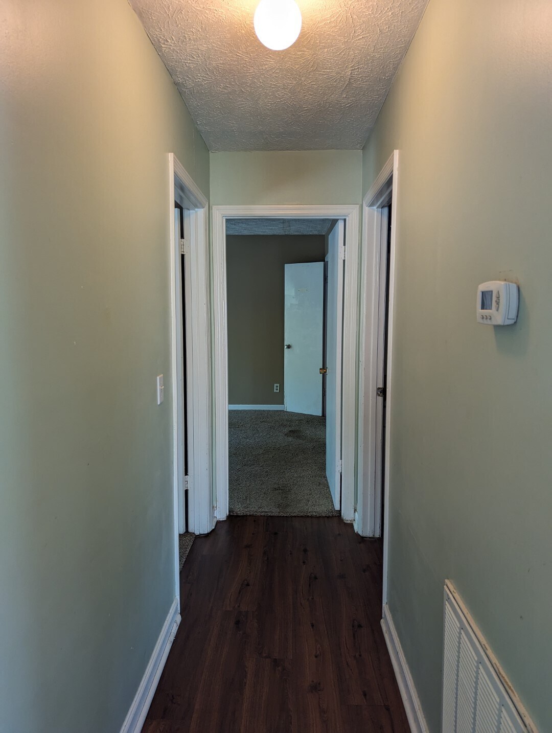 Hallway - 110 W White Hawthorne Dr