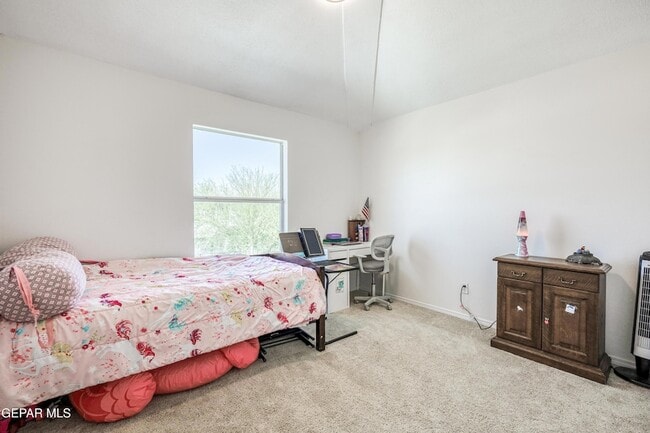 Building Photo - 10904 Duster Dr