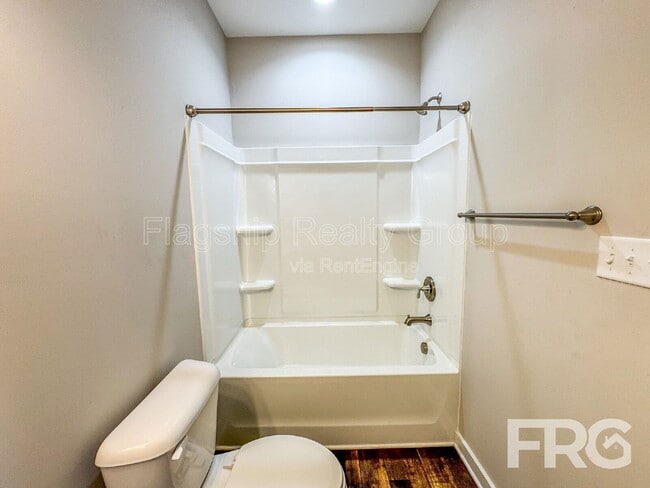 Building Photo - 1503 S Taylor St