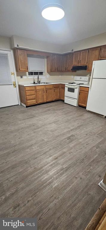 Building Photo - 1028 Bridle Ct