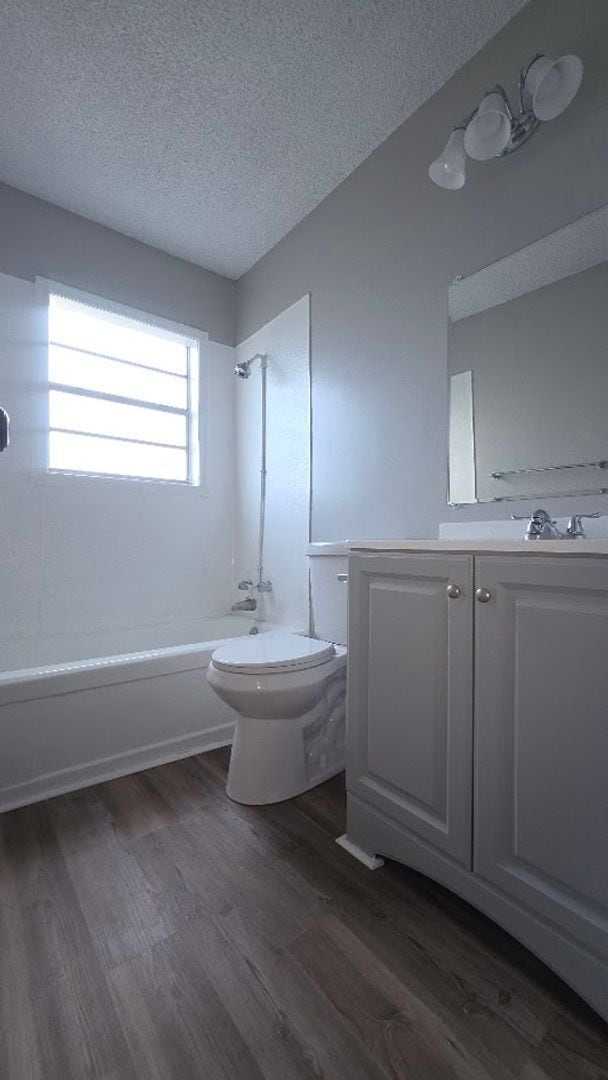 Building Photo - BEAUTIFUL 3 BEDROOM 1 BATH HOME