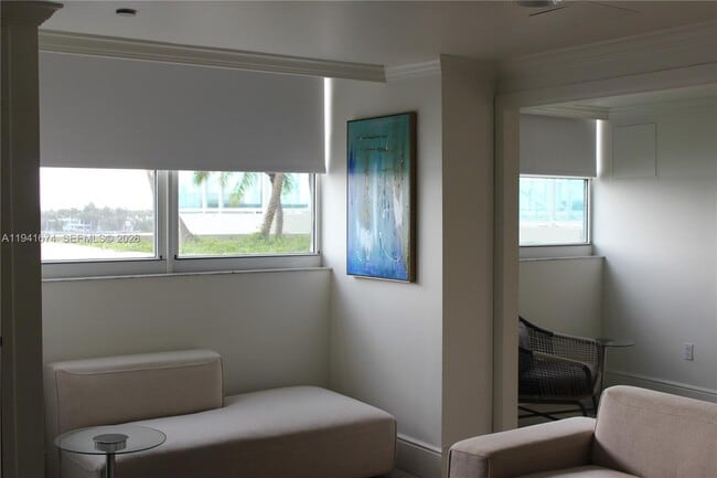 Building Photo - 650 West Ave