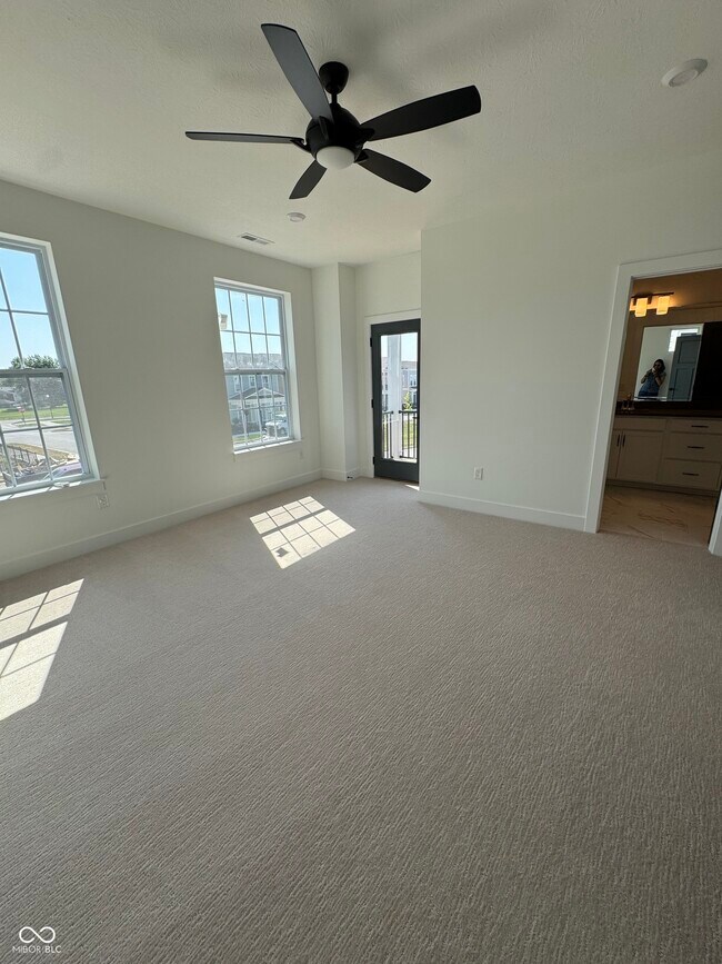 Building Photo - 753 Madelyn Dr
